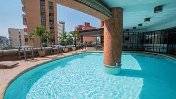 Outdoor pool, sun loungers