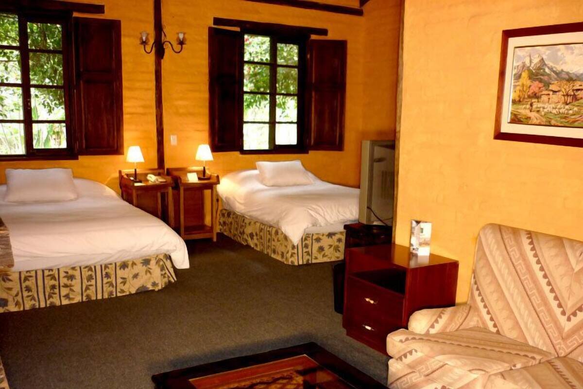 Premium bedding, cots/infant beds, free WiFi