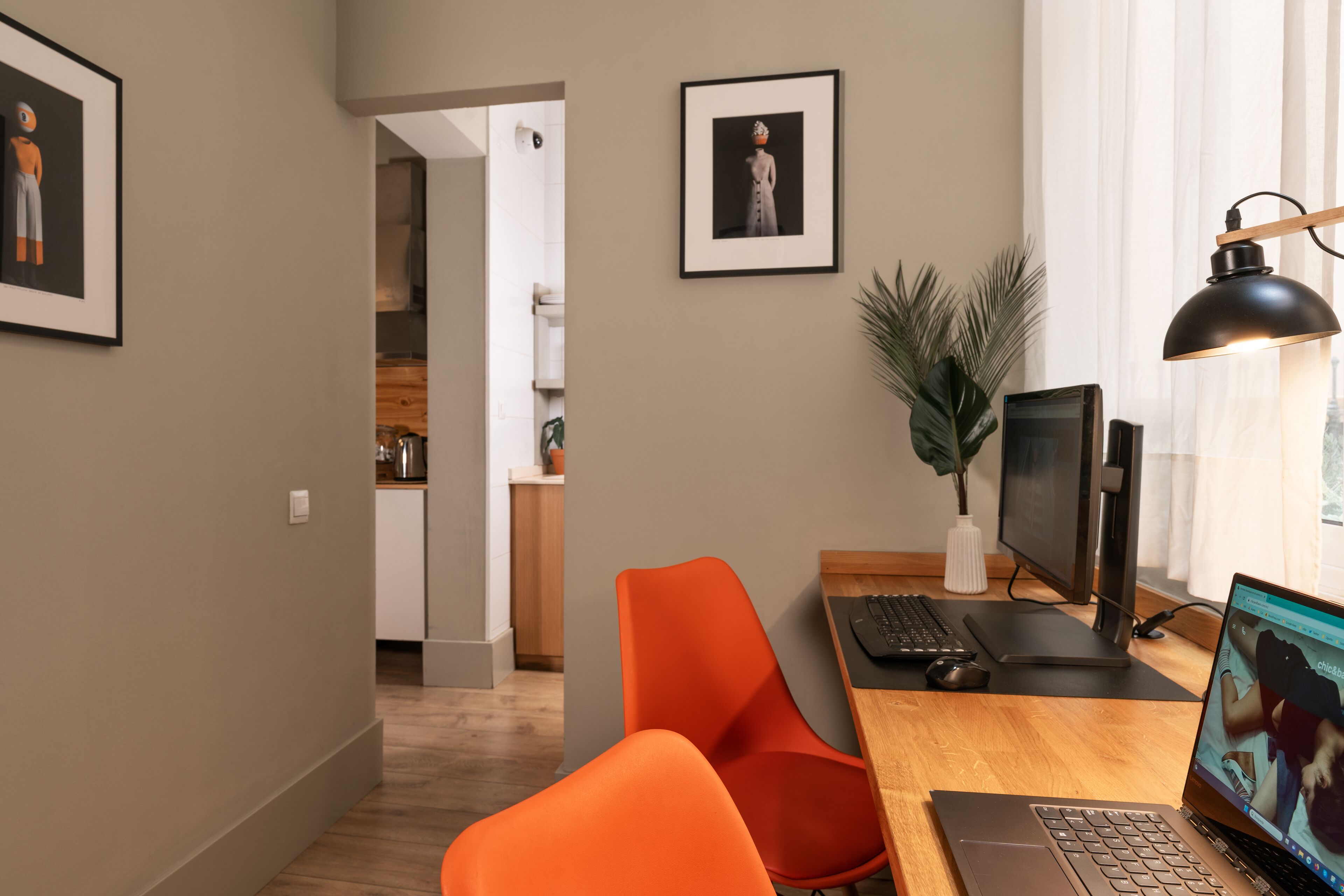 Foto - Chic & Basic Tallers Hostal