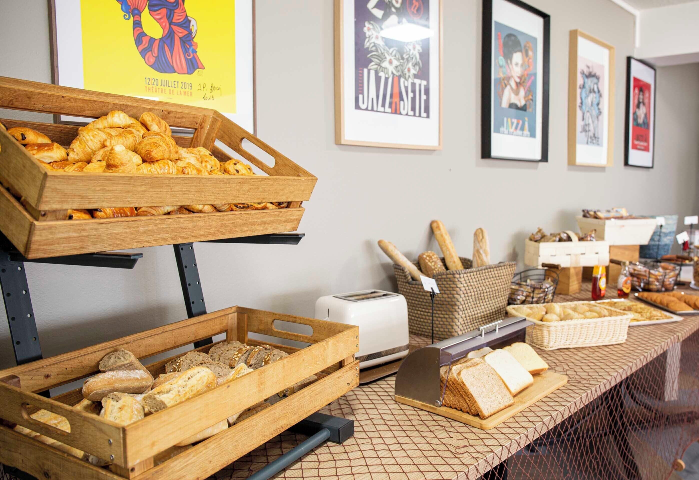 daily buffet breakfast (eur 15 per person)