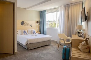 Rom – comfort | Sengetøy av topp kvalitet, safe på rommet og skrivebord