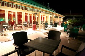 Lunch and dinner served - Logis Le Relais Vosgien (Saint-Pierremont)