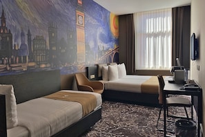 Triple Room | In-room safe, individually decorated, individually furnished, desk