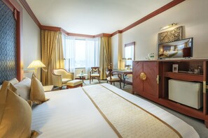 エグゼクティブ ルーム | 高級寝具、ミニバー、セーフティボックス (室内)、デスク
