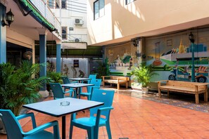 บริเวณภายนอก