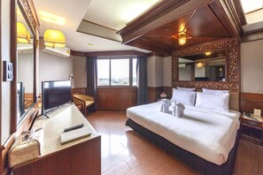 In-room safe, free WiFi, bed sheets - Holiday Garden Hotel & Resort Chiang Mai (Chiang Mai)