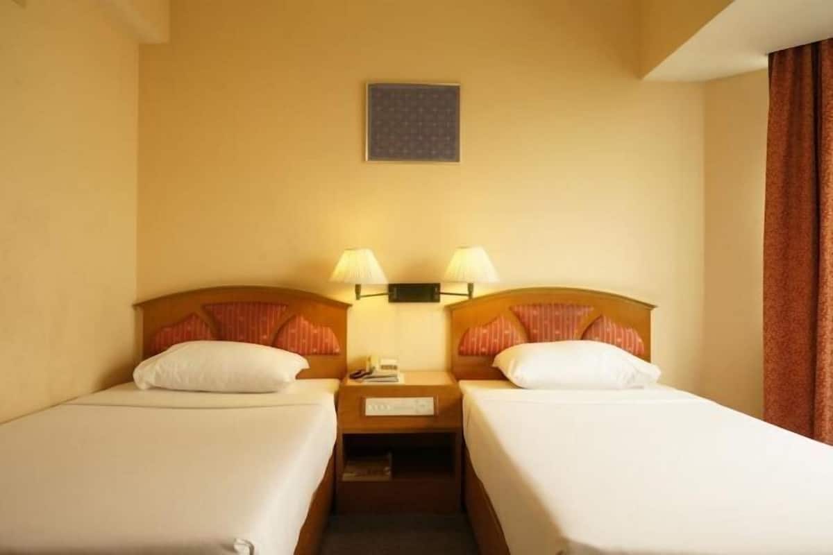 Minibar, in-room safe, desk, blackout curtains