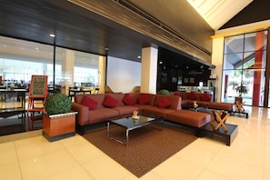 Lobby sitting area - Chiang Mai Hill (Chiang Mai)