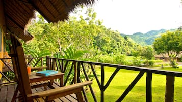Standard Twin Room | Garden view