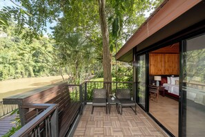 Deluxe Room, River View | View from room