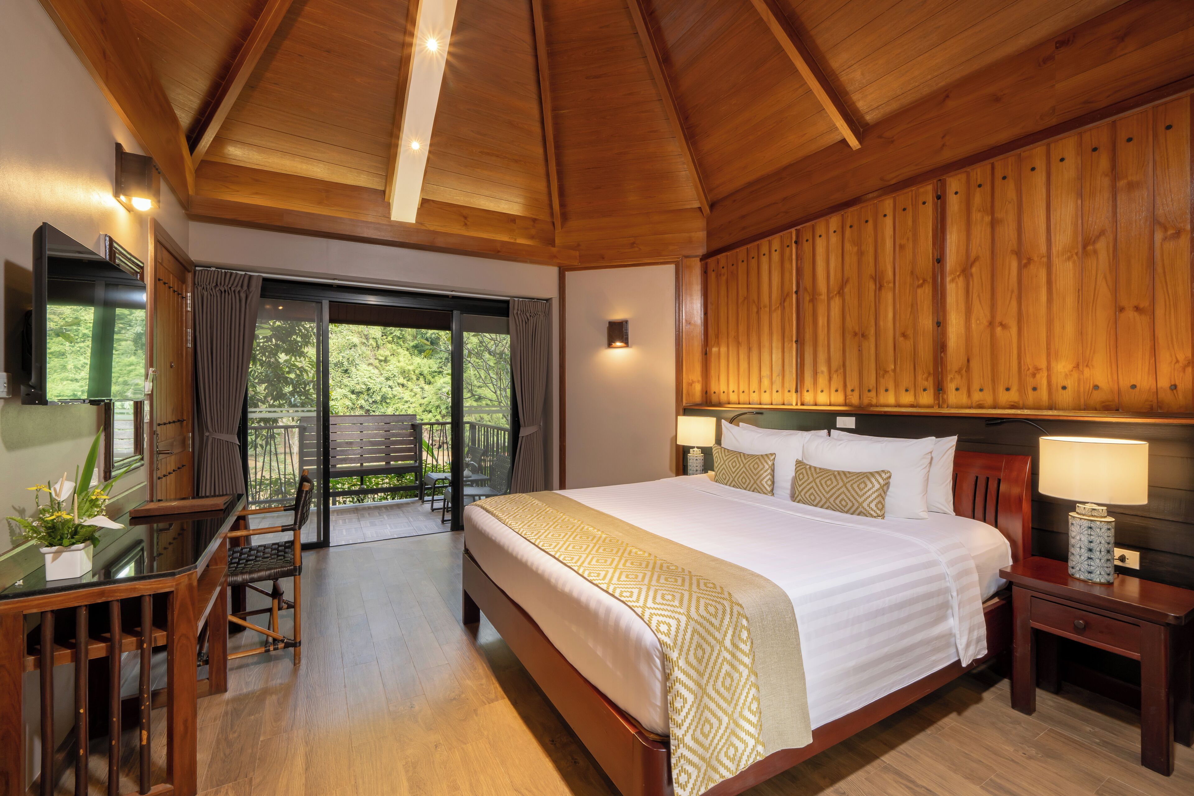 ห้องดีลักซ์, วิวแม่น้ำ | ตู้นิรภัยในห้องพัก, ห้องพักตกแต่งอย่างมีเอกลักษณ์, ตกแต่งพิเศษโดยเฉพาะ