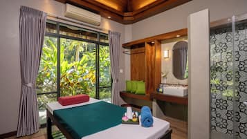 Espace de soins pour les couples, soins corporels, soins d'aromathérapie