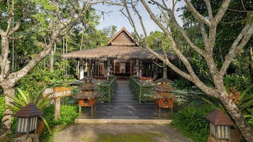 Salas de tratamiento para parejas y tratamientos corporales