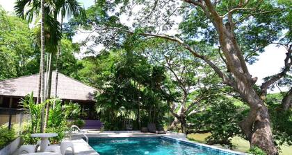 Baannamping Riverside Village