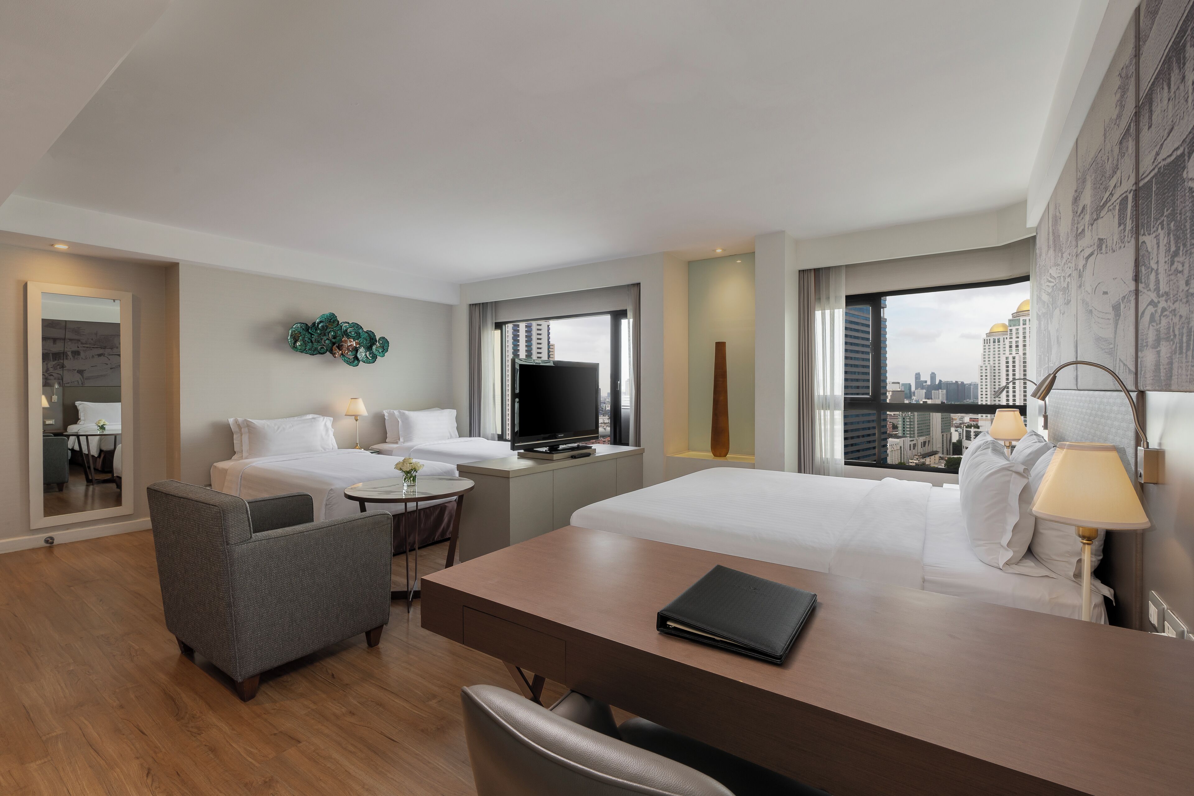 Family Suite, 1 Bedroom | Premium bedding, minibar, in-room safe, desk