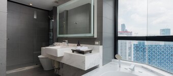 Grand Diamond Suite