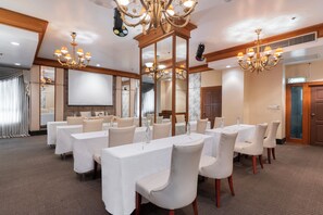 Meeting facility - Grand Diamond Suite (Bangkok)