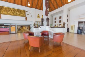 Lobby - BP Chiang Mai City Hotel (Chiang Mai)