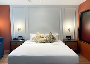 Executive Deluxe Room Double Bed | Banheiro | Chuveiro, produtos de toalete grátis, secador de cabelo