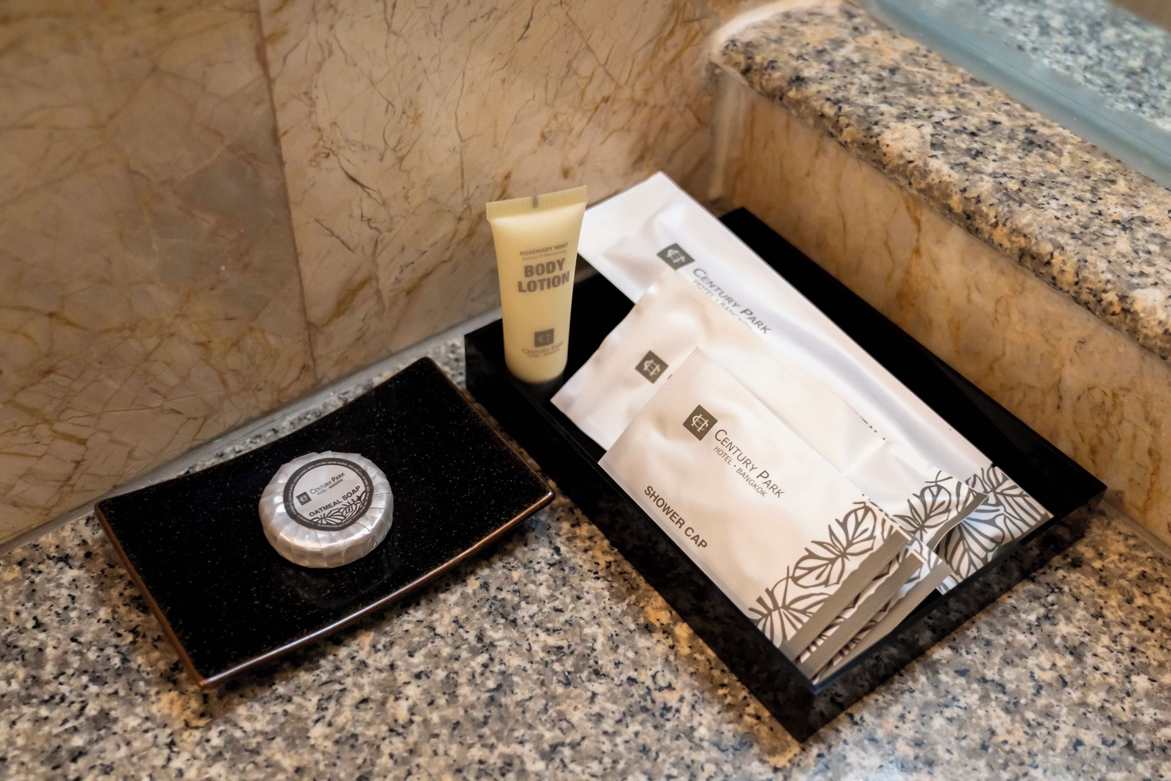 deluxe double or twin room | bathroom amenities | separate bathtub and shower, deep-soaking bathtub, hair dryer, towels