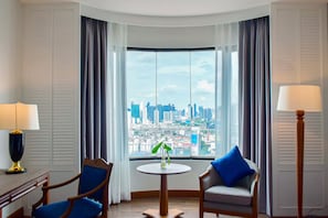 Sky View Premier Room | City view