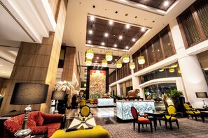 Lobby - Century Park Hotel (Bangkok)