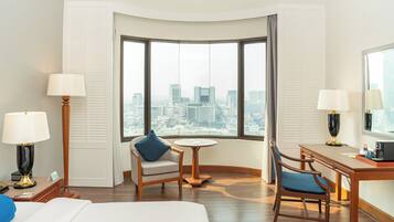 Sky View Premier Room | City view