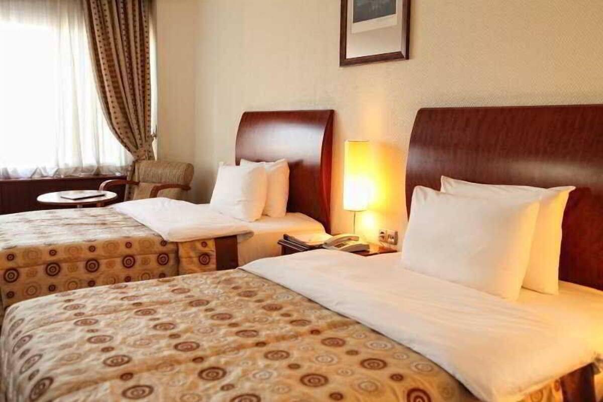 Minibar (some free items), in-room safe, desk, blackout drapes
