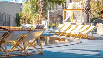 Sun deck