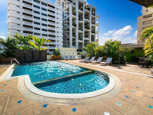 Woraburi Sukhumvit Hotel & Resort