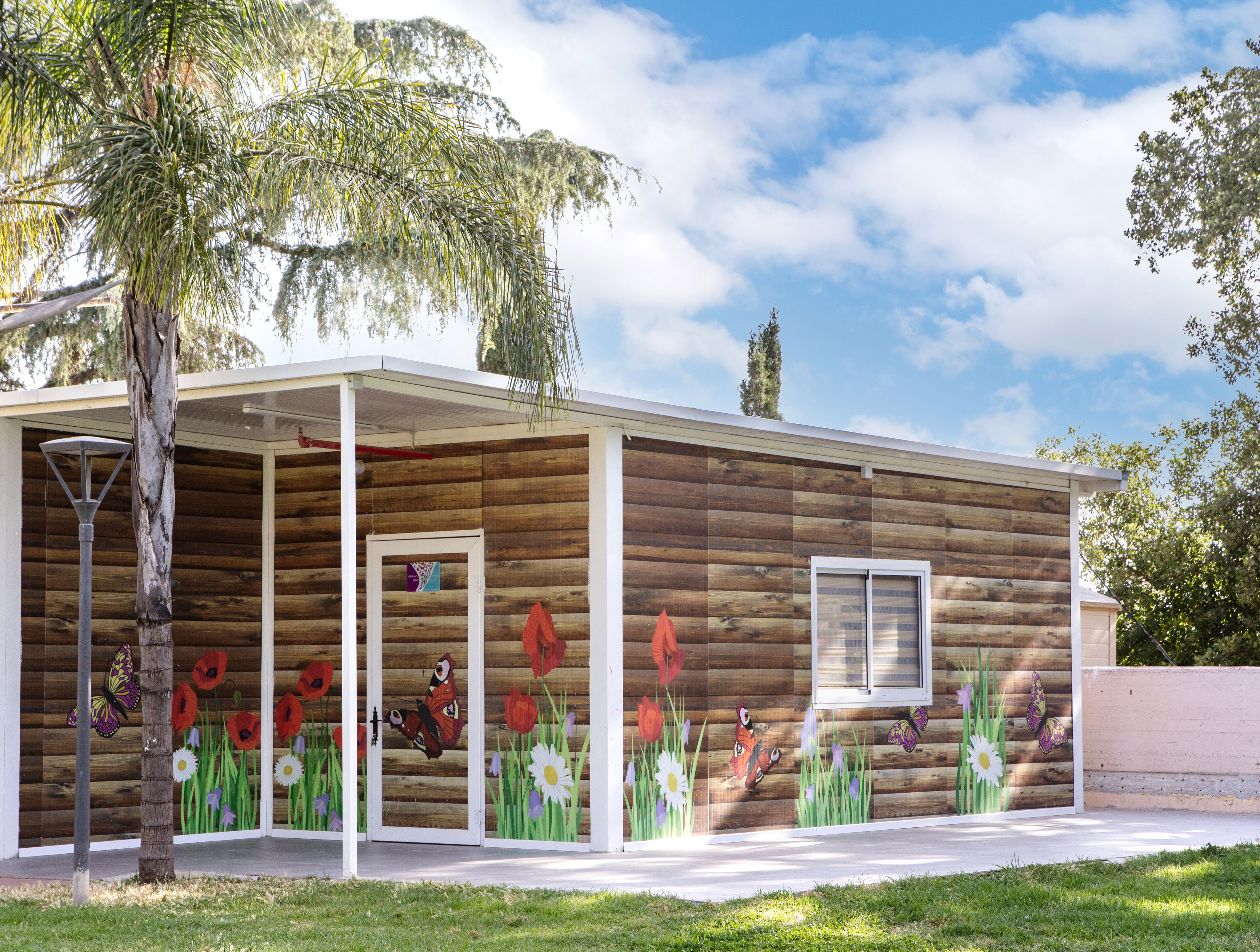 children’s play area – outdoor