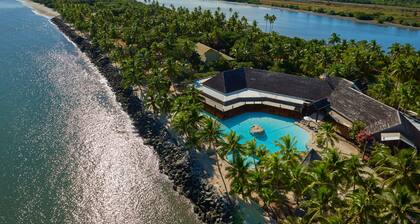 DoubleTree Resort by Hilton Hotel Fiji - Sonaisali Island