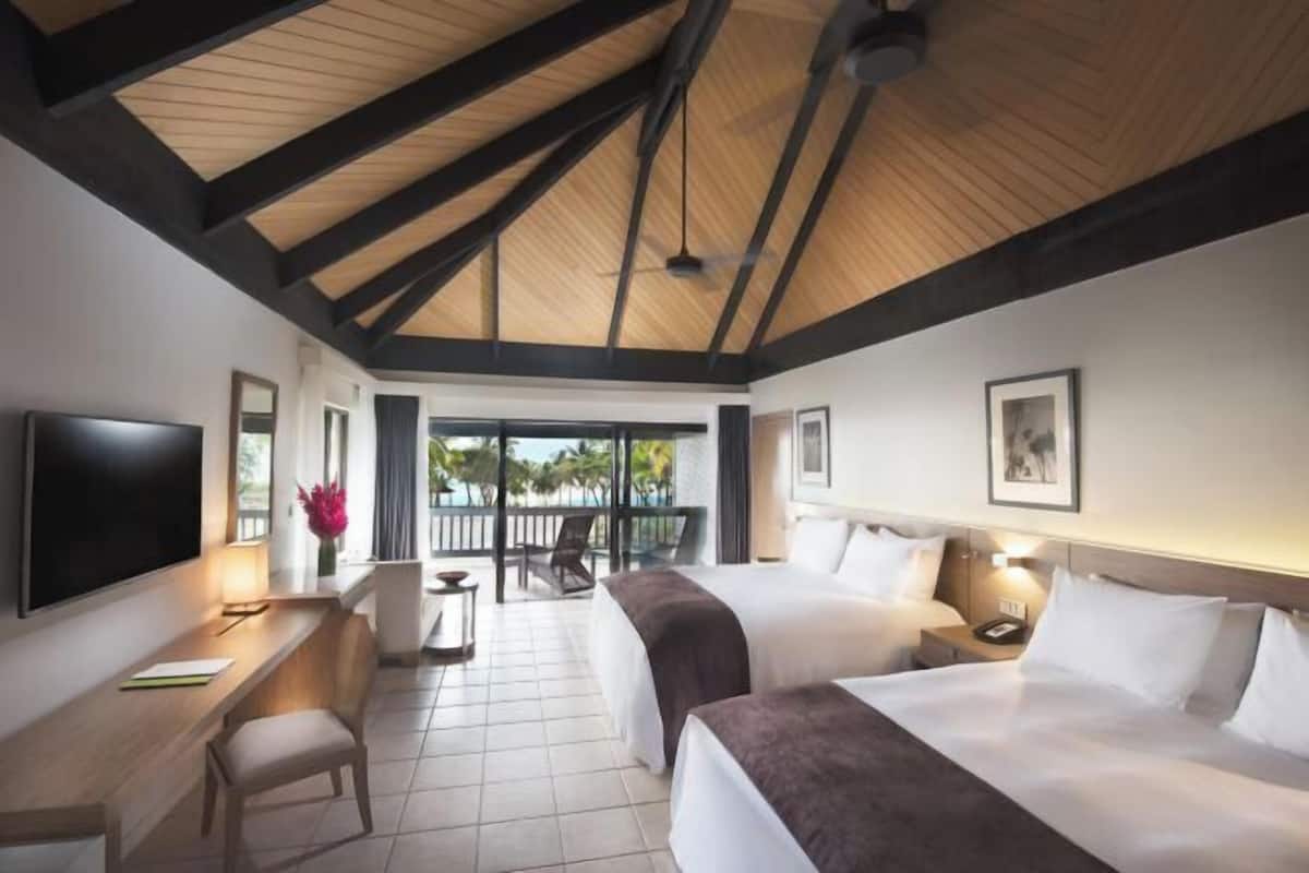 Ropa de cama de alta calidad y minibar