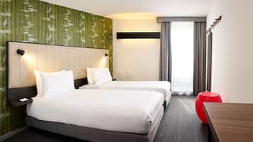 Premium bedding, in-room safe, desk, laptop workspace