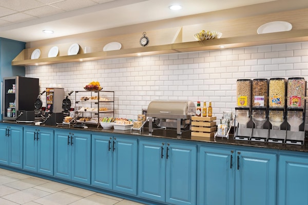 Free daily full breakfast