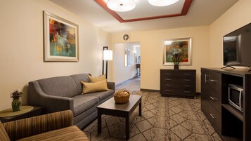 Suite, 1 King Bed, Non Smoking, Refrigerator & Microwave (with Sofabed) | Desk, iron/ironing board, rollaway beds, free WiFi