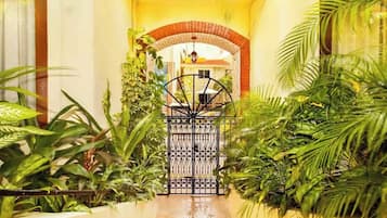 Entrada de la propiedad