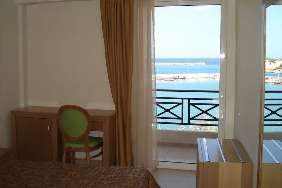 Standard Single Room, Sea View | Minibar, in-room safe, desk, soundproofing