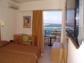 Standard Triple Room, Sea View