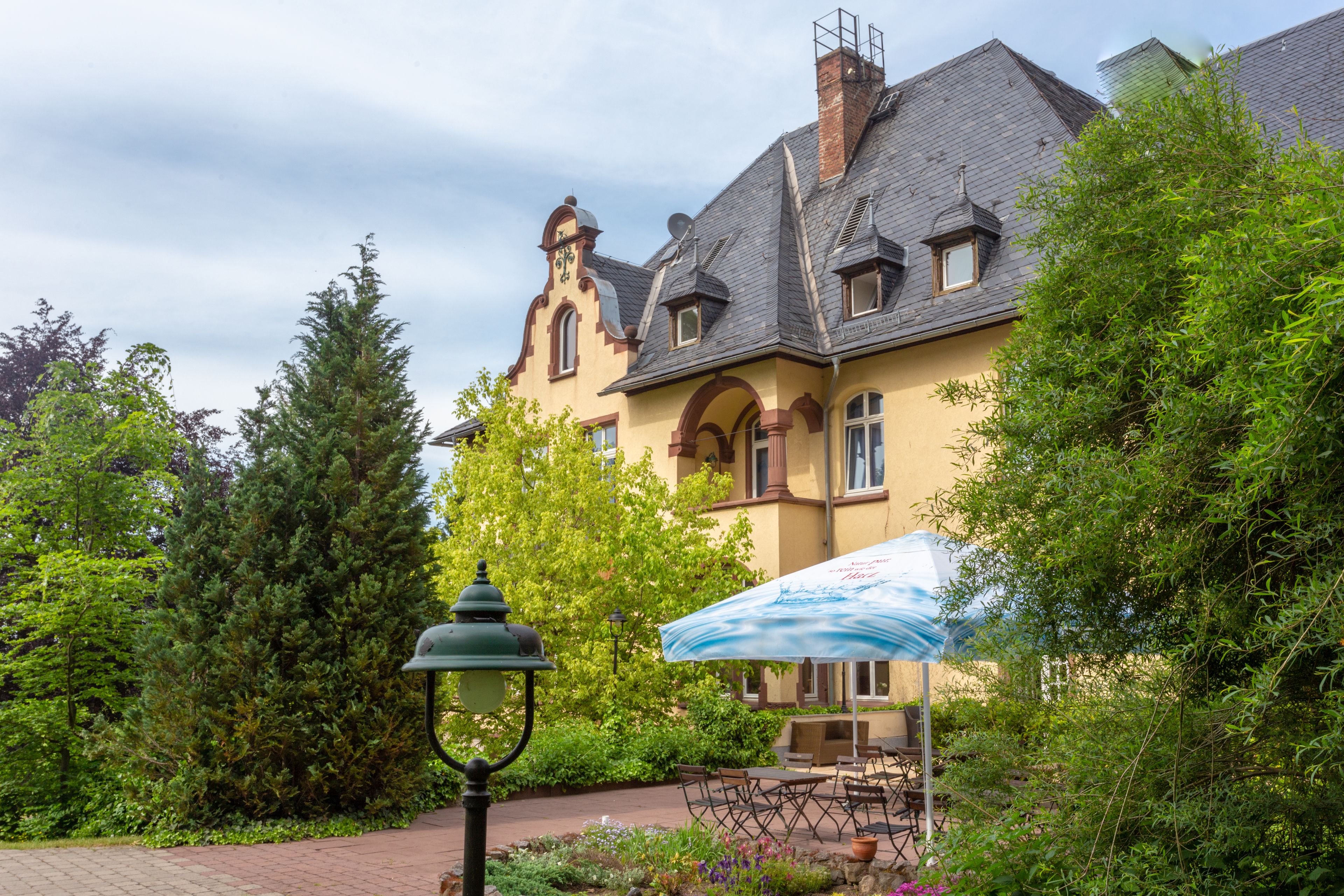 ลานระเบียง/นอกชาน