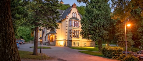 Front of property – evening/night