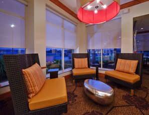 Ruang duduk lobi