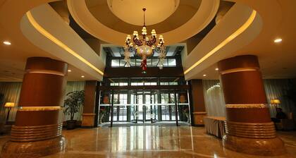 Days Hotel Frontier Pudong