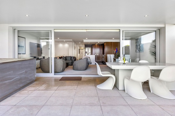 Sacred Waters Lakefront Apartment 2 | Terraza o patio