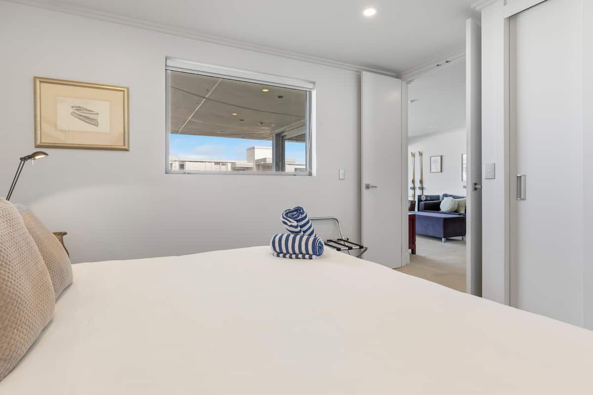 Lake View Three Bedroom Apartment