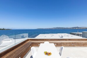 Sacred Waters Luxury Penthouse B | Terrasse/Patio