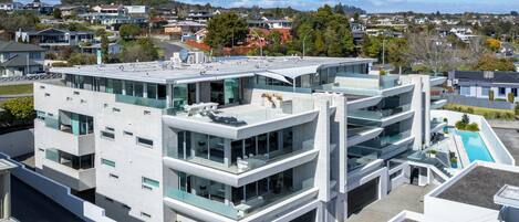 Outdoor pool, sun loungers