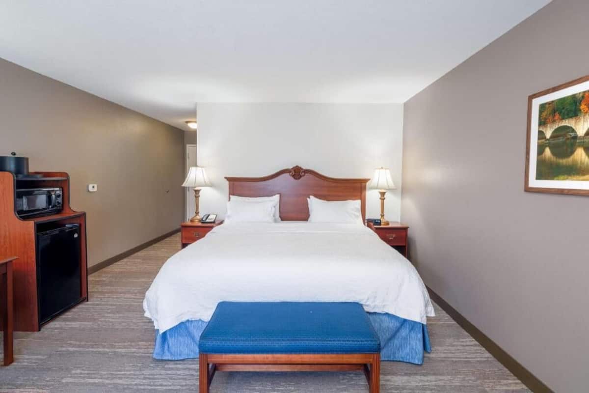 Desk, WiFi (free), alarm clocks, bed sheets
