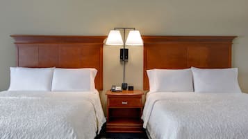 Premium bedding, in-room safe, desk, laptop workspace