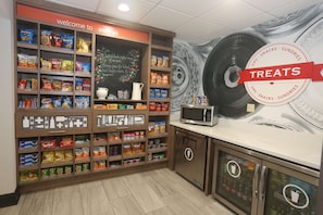 Snack bar